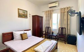 Khách sạn Bạch Dương